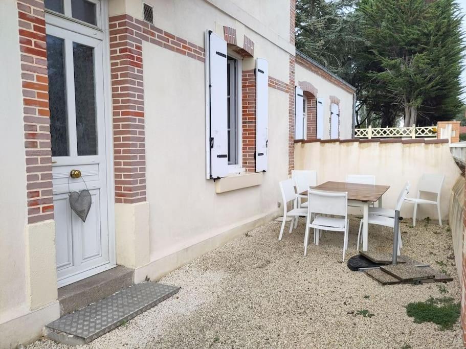 Appartement 63 M2, Proche Des Plages Et Des Commerces Prefailles Luaran gambar